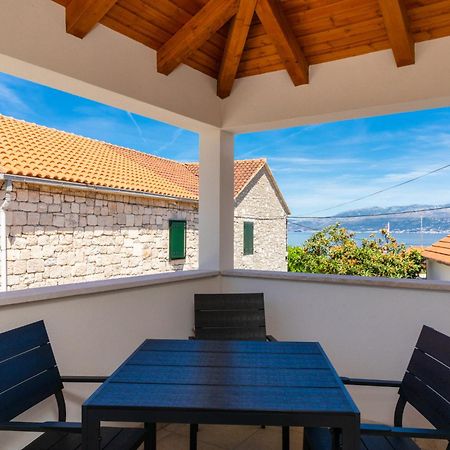 Apartmani Canaki Supetar Exteriér fotografie