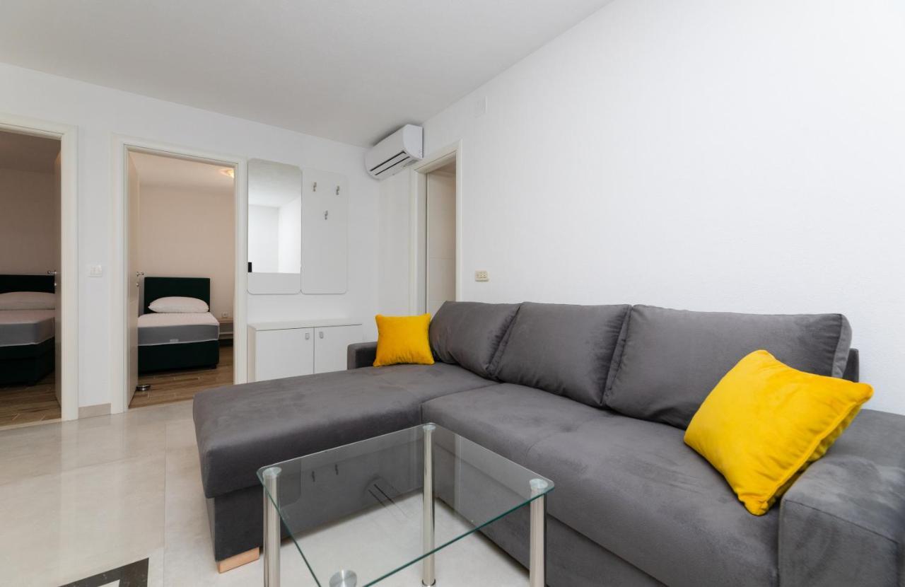 Apartmani Canaki Supetar Exteriér fotografie