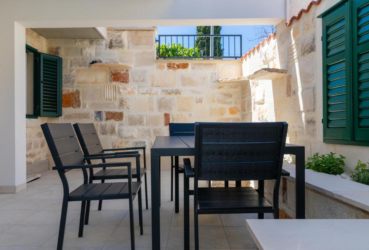 Apartmani Canaki Supetar Exteriér fotografie