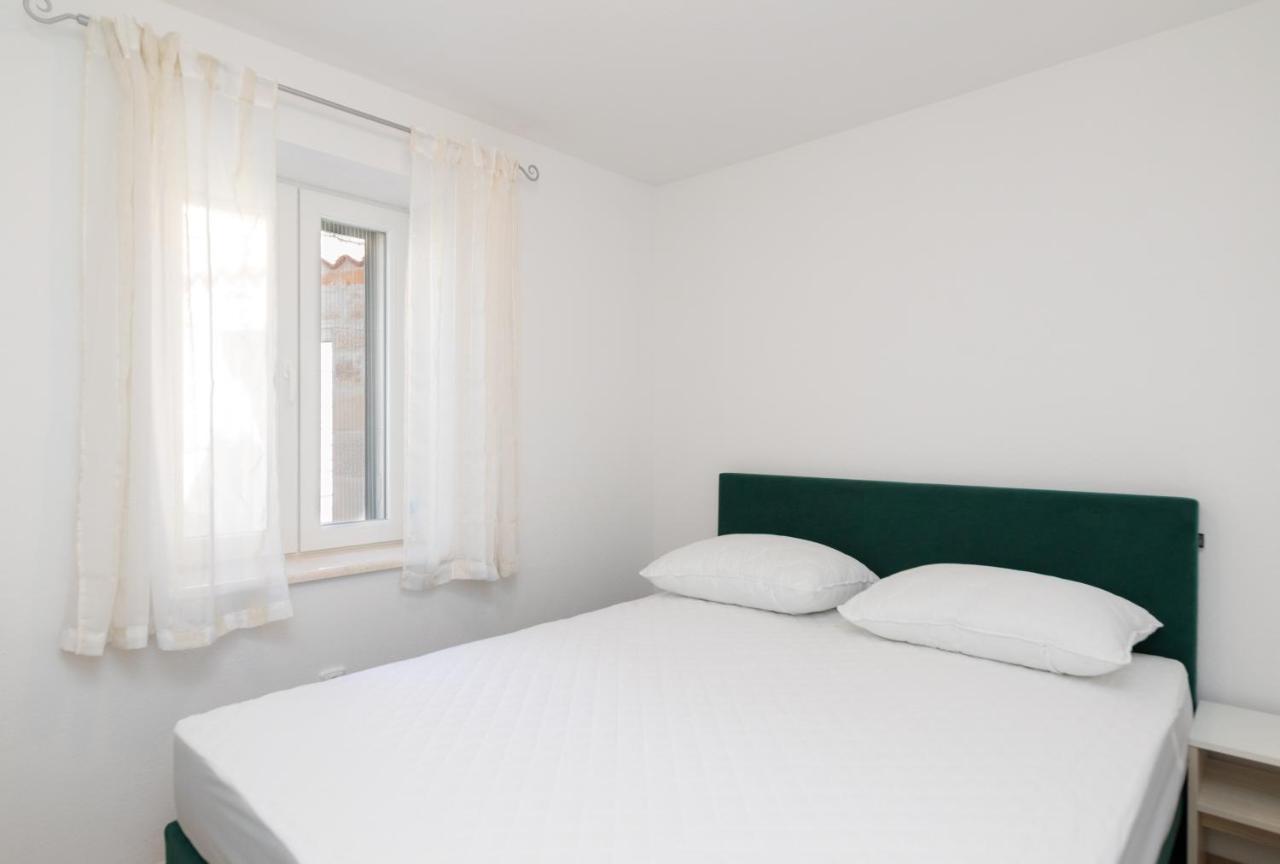 Apartmani Canaki Supetar Exteriér fotografie