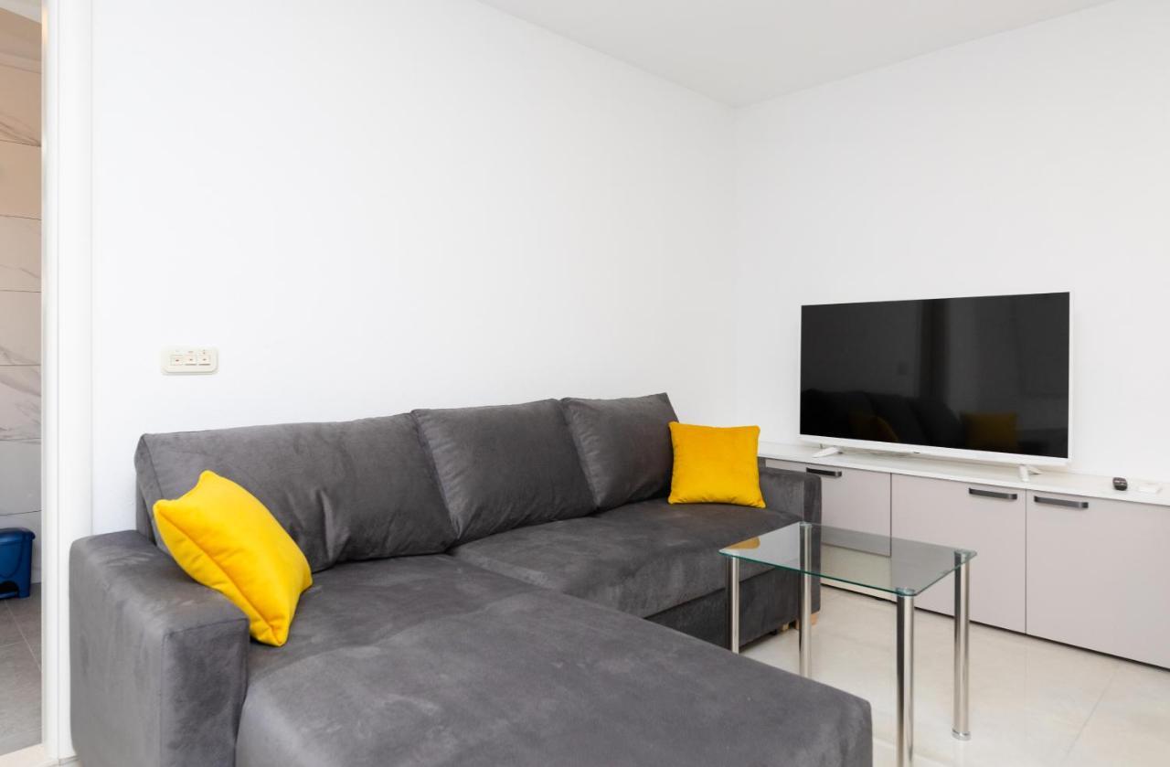 Apartmani Canaki Supetar Exteriér fotografie